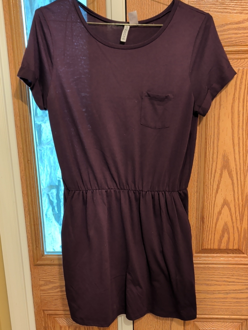 H&M Short Sleeve Elastic Waist Dress in Plum